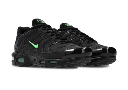 Nike Air Max Plus TN Black Green Strike Men's
