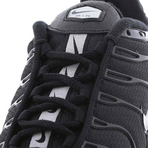 Black tns white tick hot sale